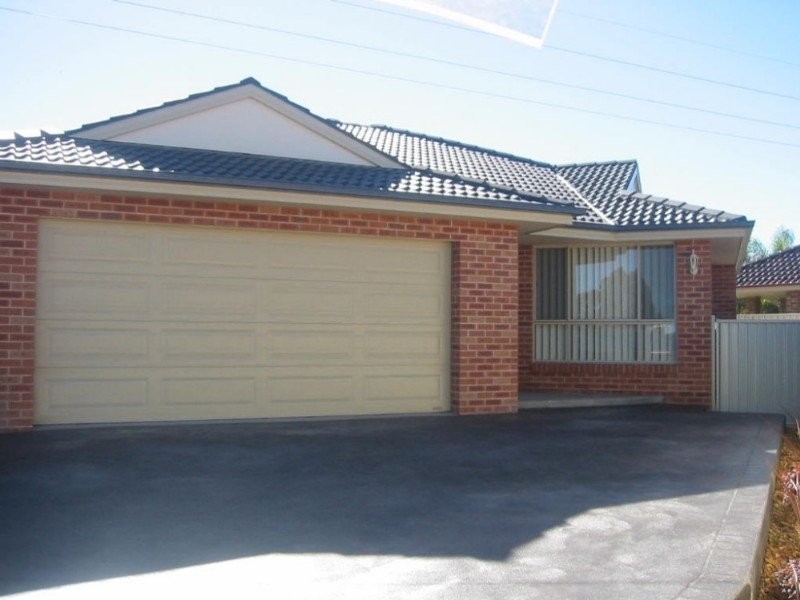 12 The Grove, Tamworth NSW 2340