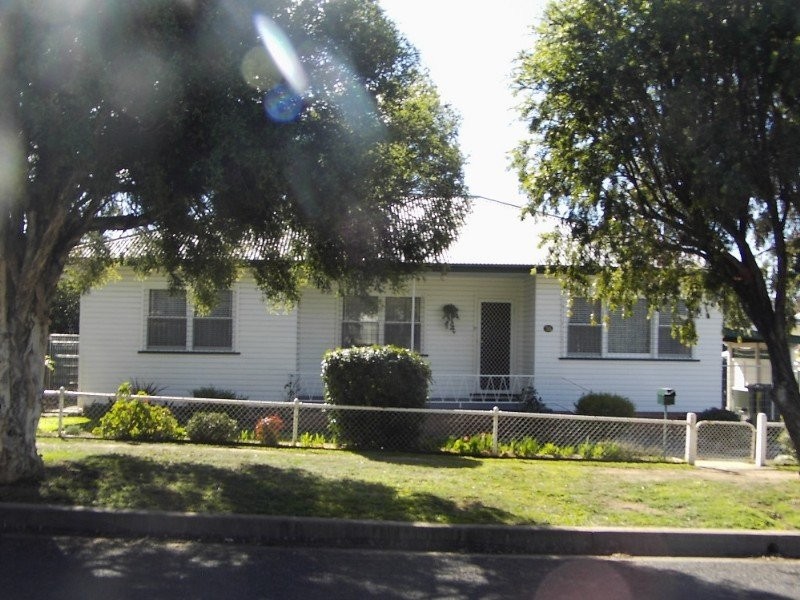 36 Bell Street, Tamworth NSW 2340