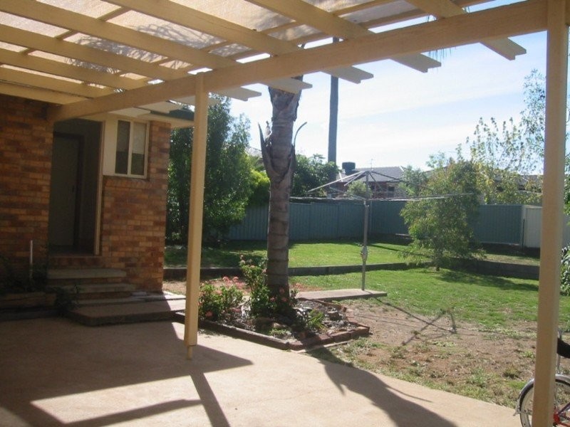 12 The Terrace, Tamworth NSW 2340