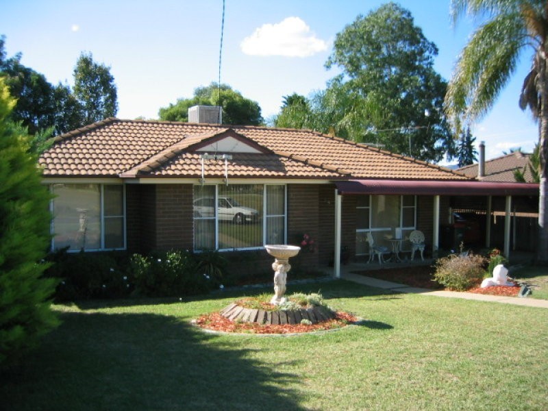 58 Mitchell Street, Tamworth NSW 2340