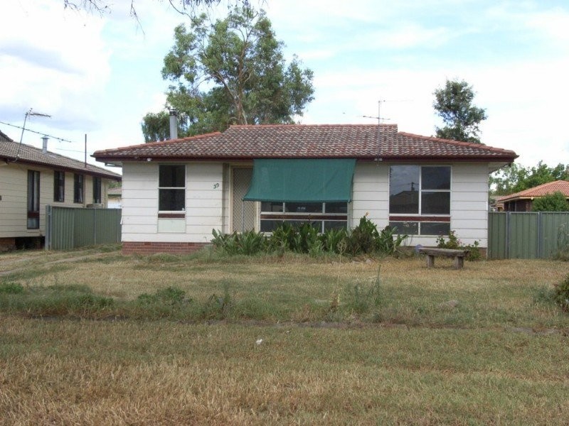 39 Cole Road, Tamworth NSW 2340