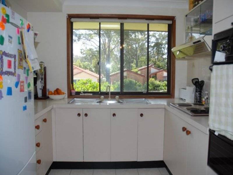 13 Kuburra Road, Erina NSW 2250