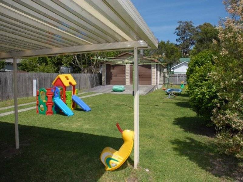 13 Kuburra Road, Erina NSW 2250