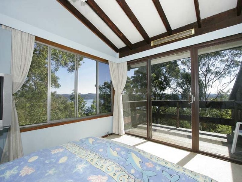 17 Panorama Terrace, Green Point NSW 2251