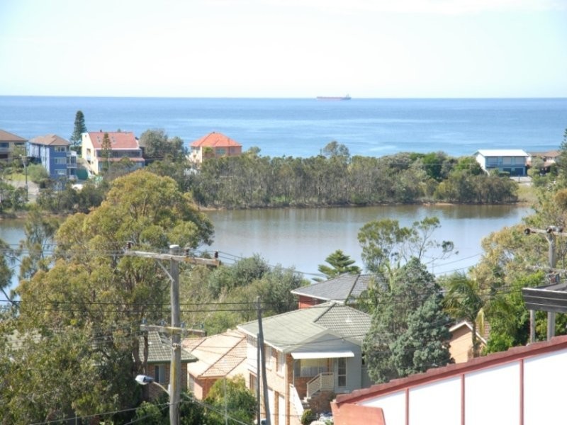 41 Willoughby Rd, Terrigal NSW 2260