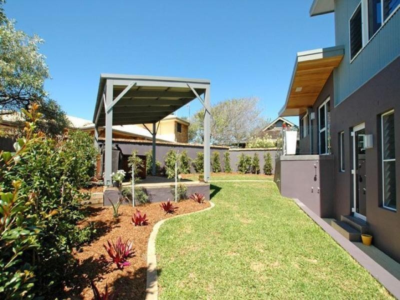 7 Bareena Ave, North Avoca NSW 2260