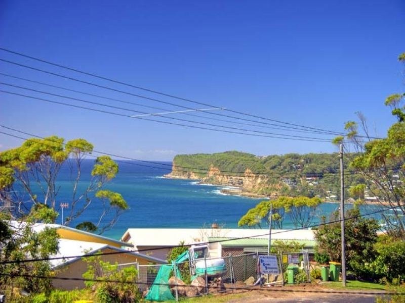 12 Table Top Road, North Avoca NSW 2260