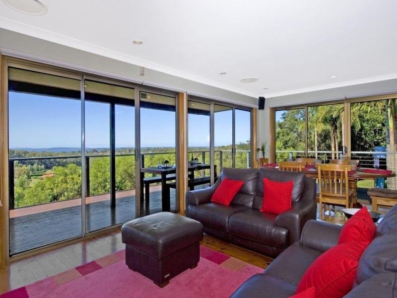 4 Coolong Close, Tumbi Umbi NSW 2261