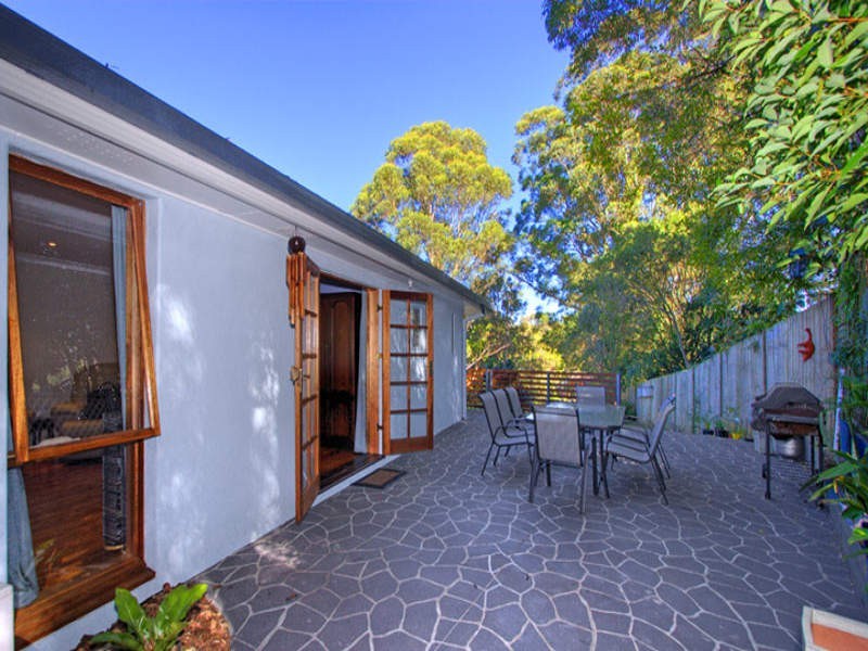 9 Somerset Close, Wamberal NSW 2260