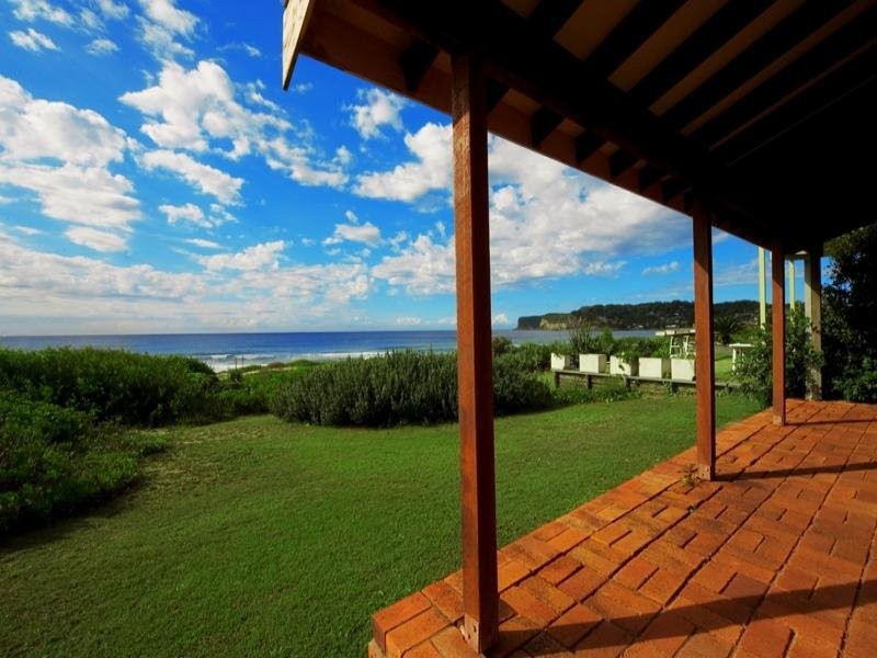 36 North Avoca Parade, North Avoca NSW 2260