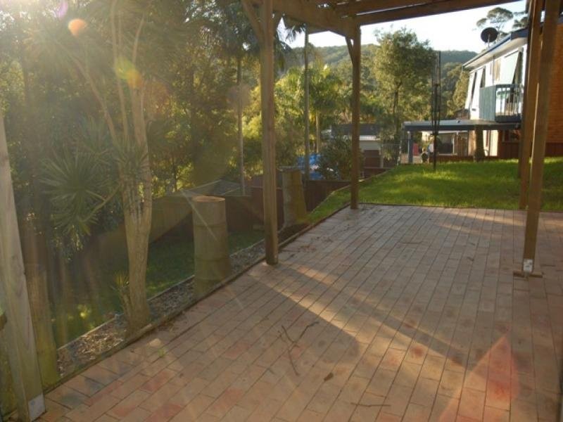 14 Julian Road, Kincumber NSW 2251