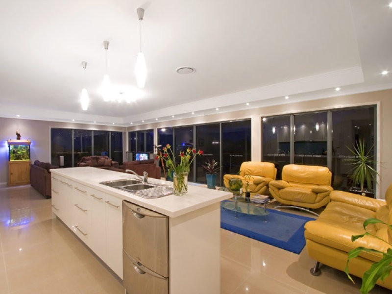 11 Endeavour Drive, Avoca Beach NSW 2251