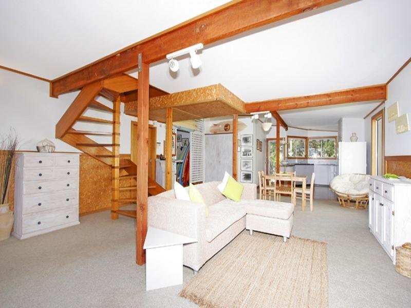 49 Circulo Drive, Copacabana NSW 2251