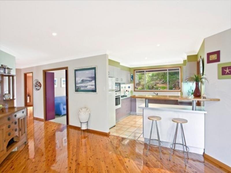 30 Boos Road, Forresters Beach NSW 2260