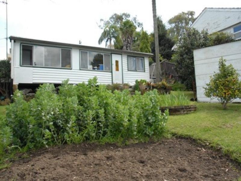 49 Caroline Street, East Gosford NSW 2250