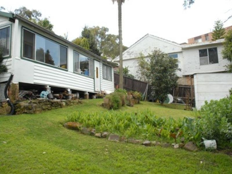 49 Caroline Street, East Gosford NSW 2250