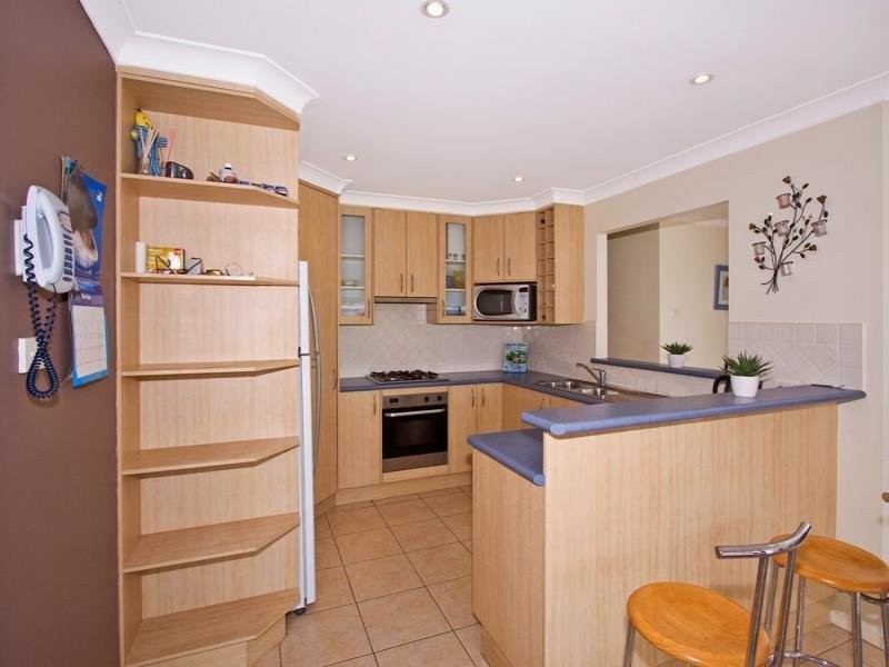 9 Robusta Close, Erina NSW 2250