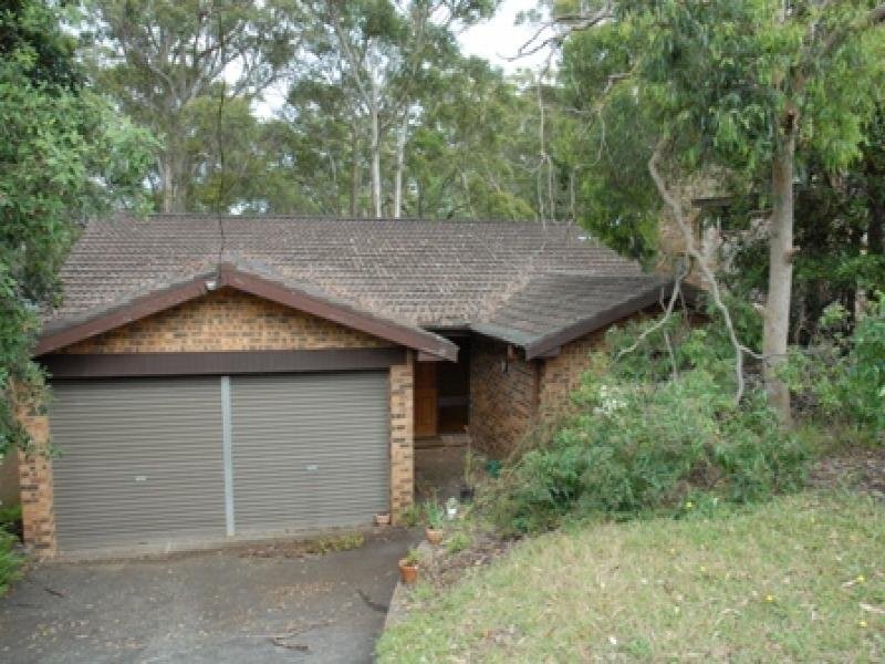 6 Table Top Road, North Avoca NSW 2260