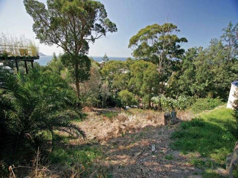 33 Kurrawyba Avenue, Terrigal NSW 2260