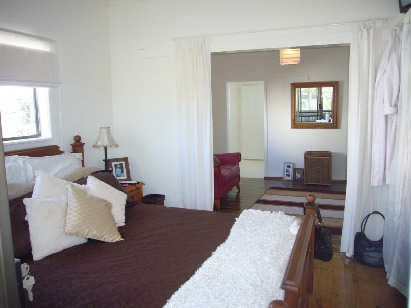 34 Blue Bell Drive, Wamberal NSW 2260