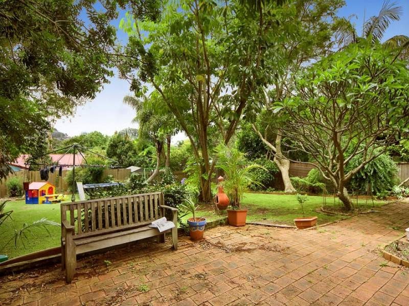 23 Grove Road, Wamberal NSW 2260