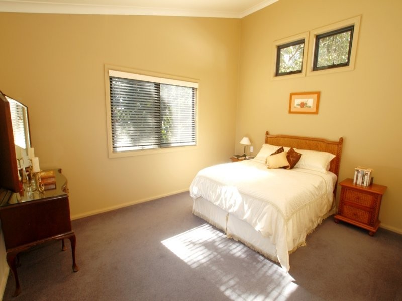 14 Shakespeare Avenue, Bateau Bay NSW 2261