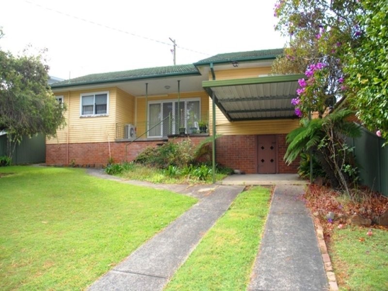 12 Blue Bell Drive, Wamberal NSW 2260