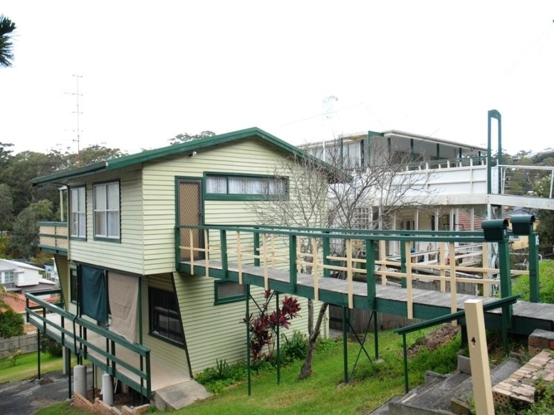 16 Parry Avenue, Terrigal NSW 2260