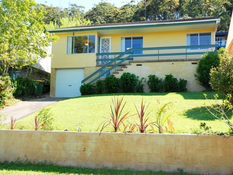 13 Adina Place, Wamberal NSW 2260