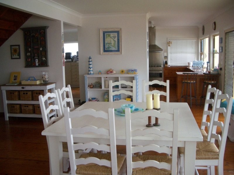 16 South Scenic Road, Forresters Beach NSW 2260
