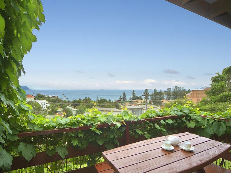 38 Campbell Crescent, Terrigal NSW 2260