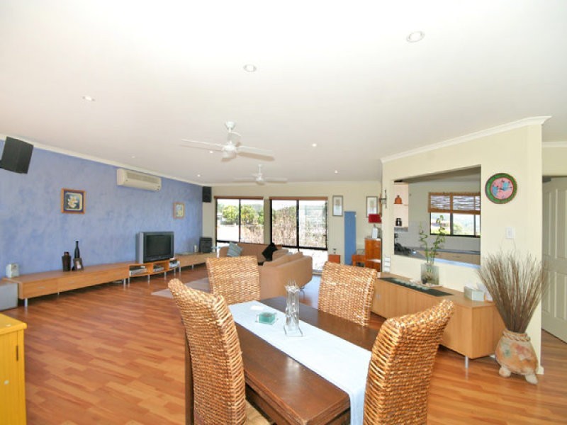 79 Kalakau Avenue, Forresters Beach NSW 2260