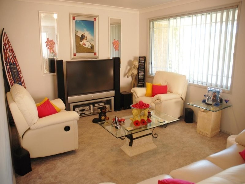 147 Roper Road, Blue Haven NSW 2262