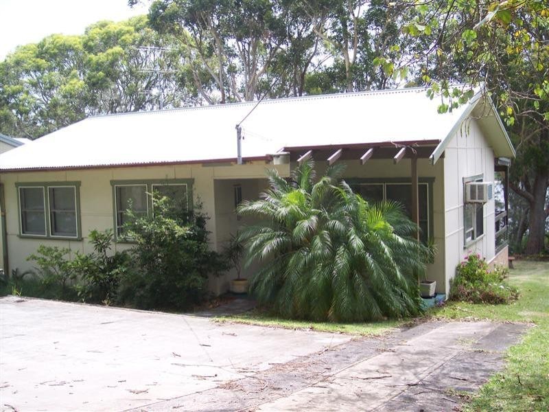 21 Cape Three Points Road, Avoca Beach NSW 2251