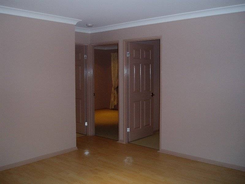 20 Holland Pl, Carindale QLD 4152