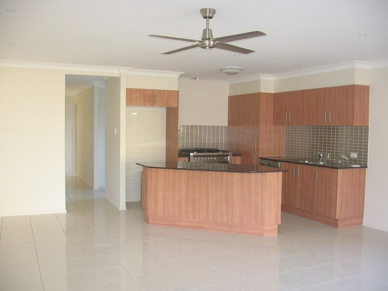 110 Drayton Terrace, Wynnum QLD 4178