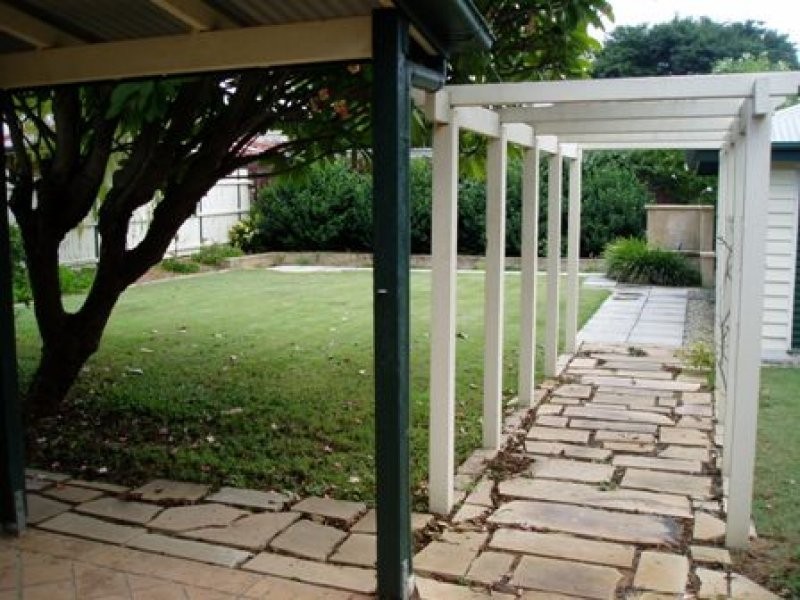 328 Nudgee Road, Hendra QLD 4011