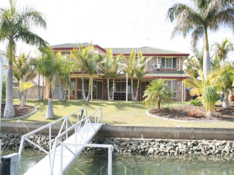 27 Downwind Ct, Birkdale QLD 4159