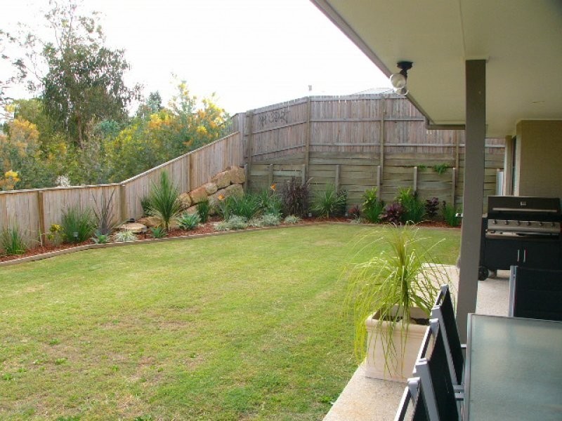 2 John Street, Manly West QLD 4179