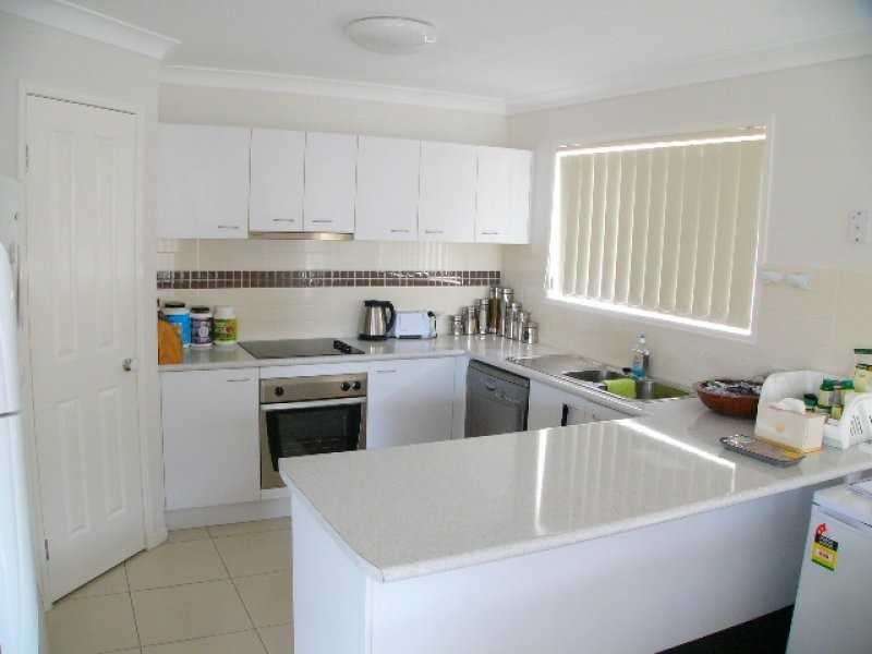 2 Tallis Street, Wakerley QLD 4154