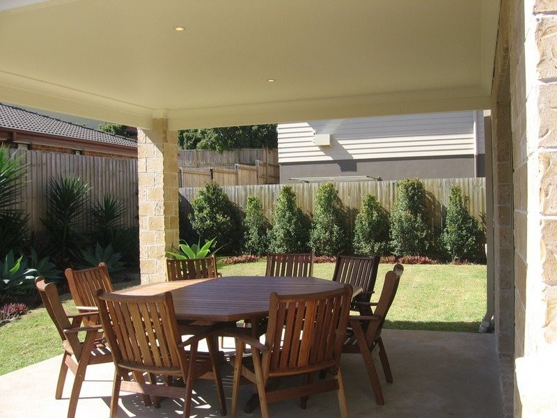 2 Gabrielle Place, Manly West QLD 4179