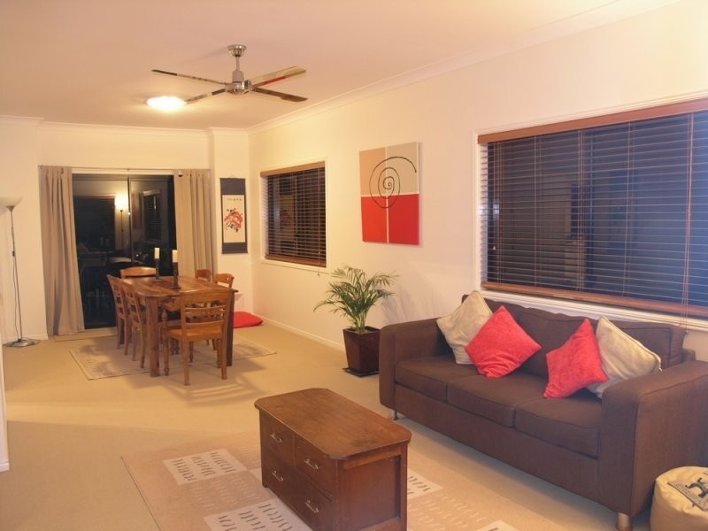 35 Behan Crescent, Wakerley QLD 4154