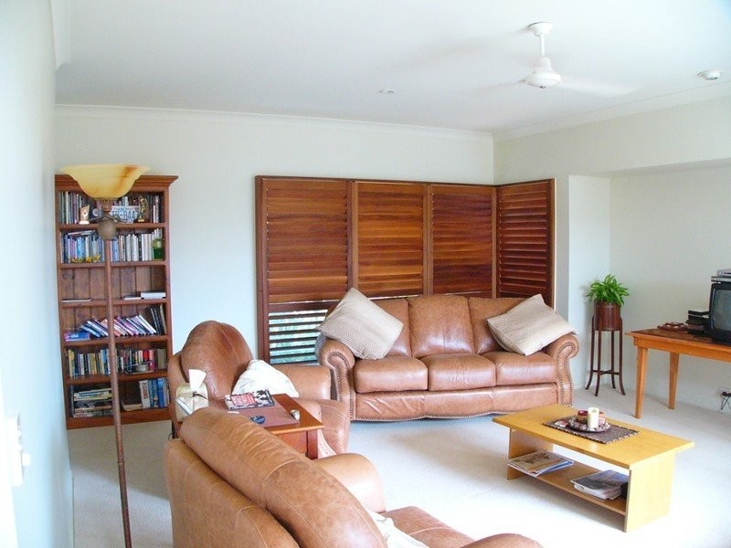 72 Mossvale Drive, Wakerley QLD 4154