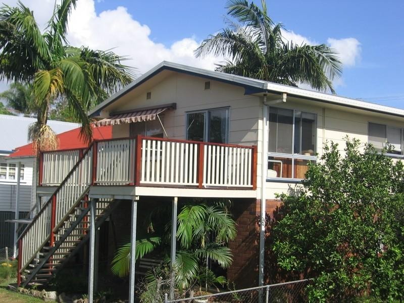35 Ernest Street, Manly QLD 4179