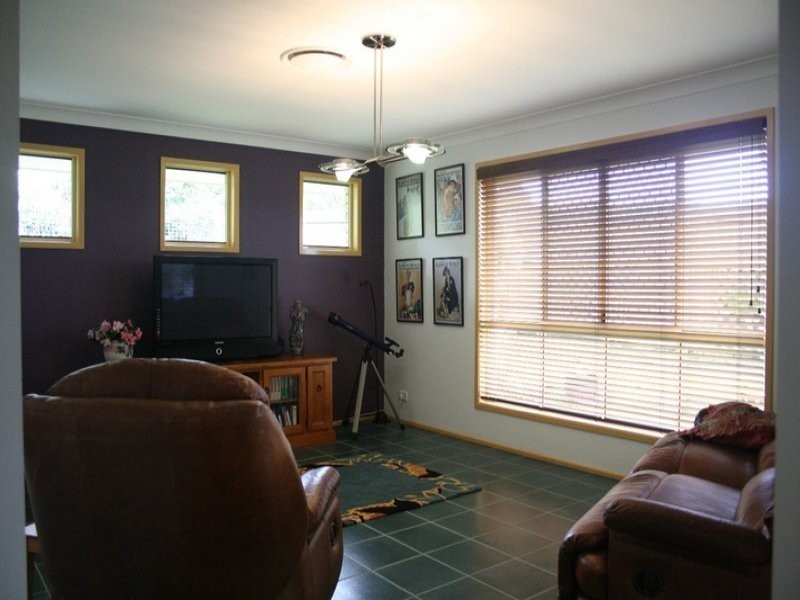 11 Underwood Street, Wakerley QLD 4154