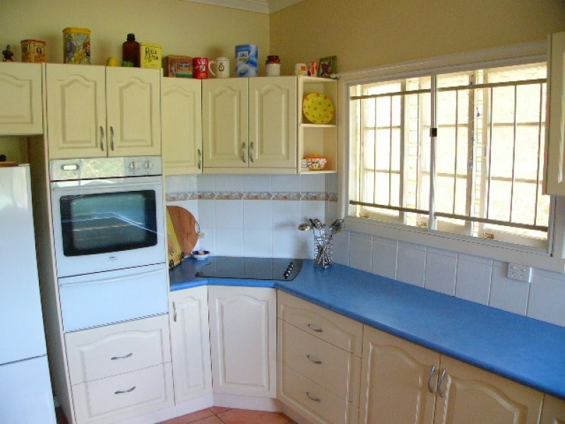 303 Preston Road, Wynnum West QLD 4178