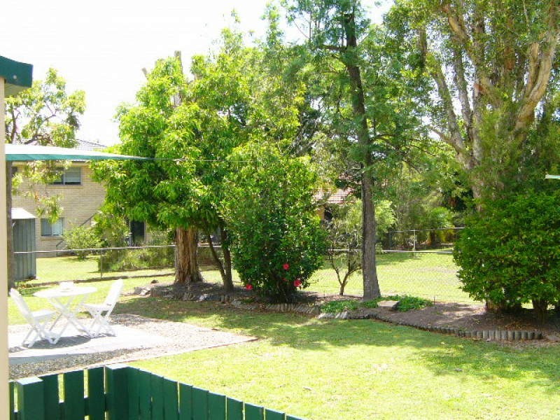 303 Preston Road, Wynnum West QLD 4178