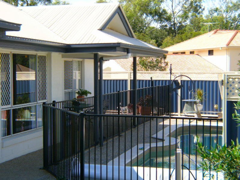 98 Brokenwood Circuit, Tingalpa QLD 4173
