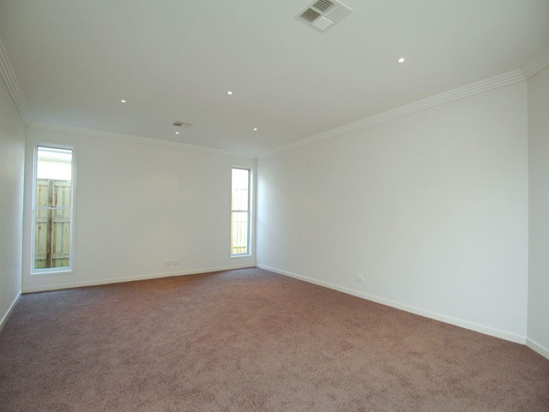 43 Gumdale Street, Wakerley QLD 4154