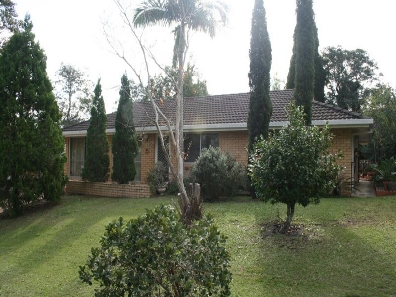 8 Majura Street, Belmont QLD 4153